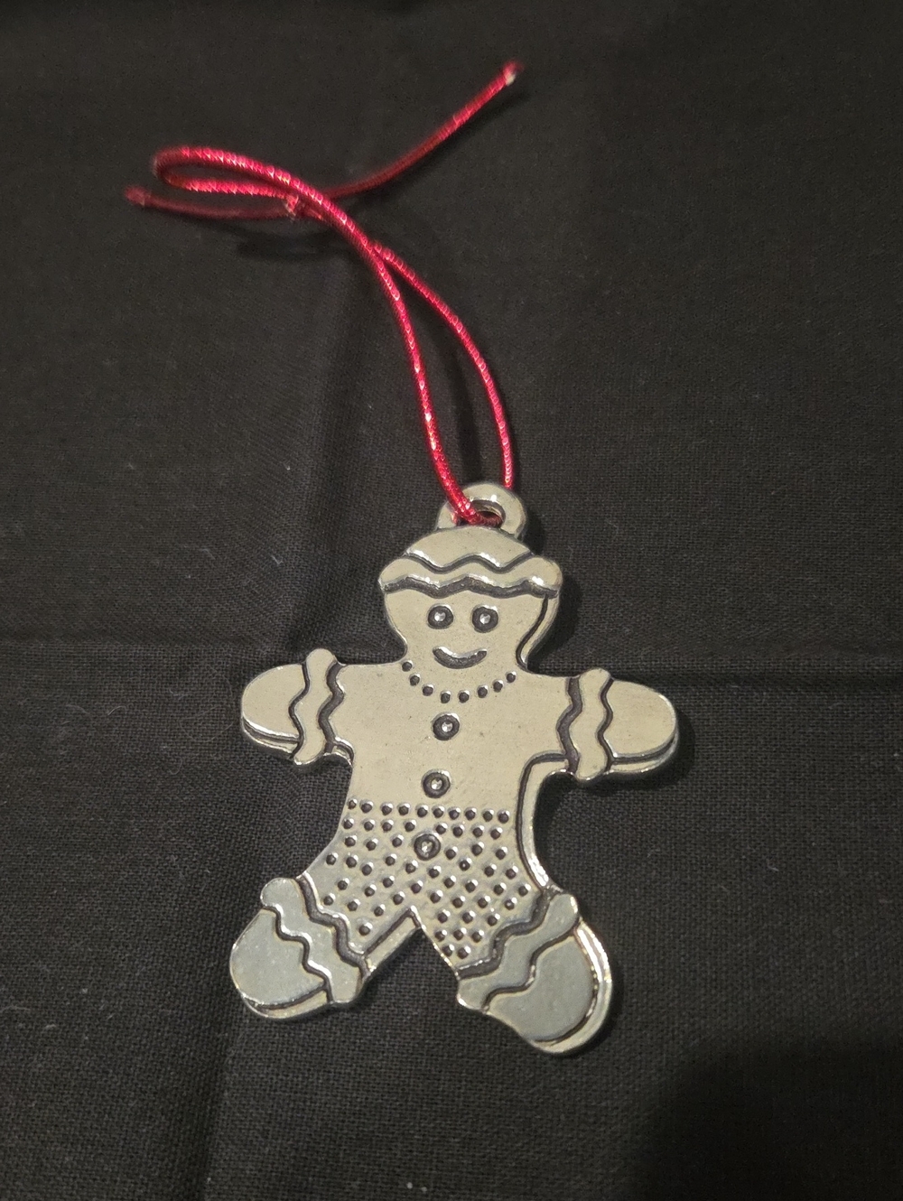 WOODBURY PEWTER SNOWMAN ORNAMENT
